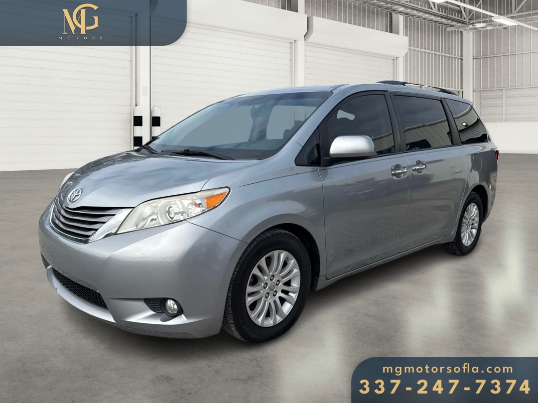 Toyota Sienna XLE FWD 8-Passenger V6 2016