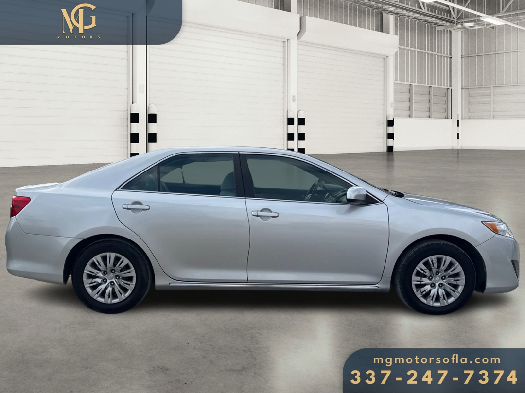 Toyota Camry LE 2012