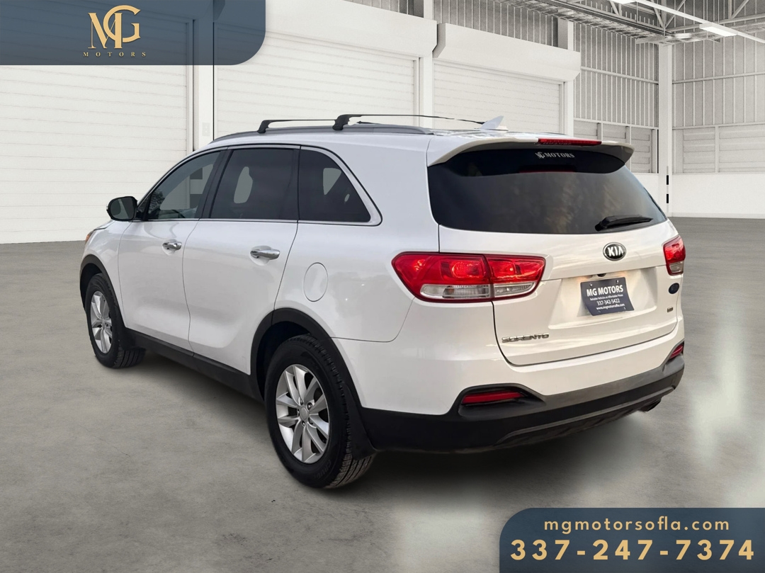 Kia Sorento LX 2WD 2016