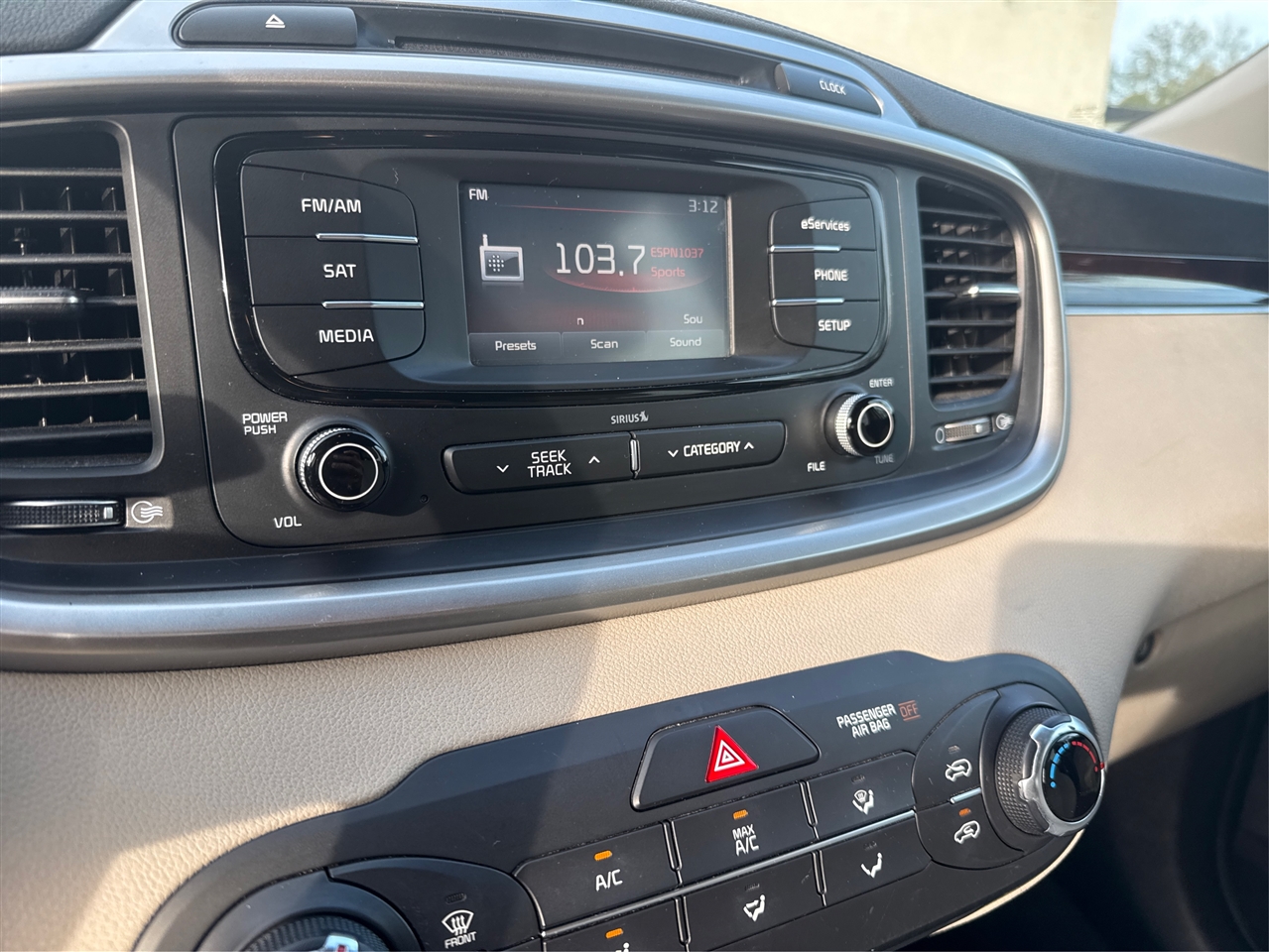 Kia Sorento LX 2WD 2016