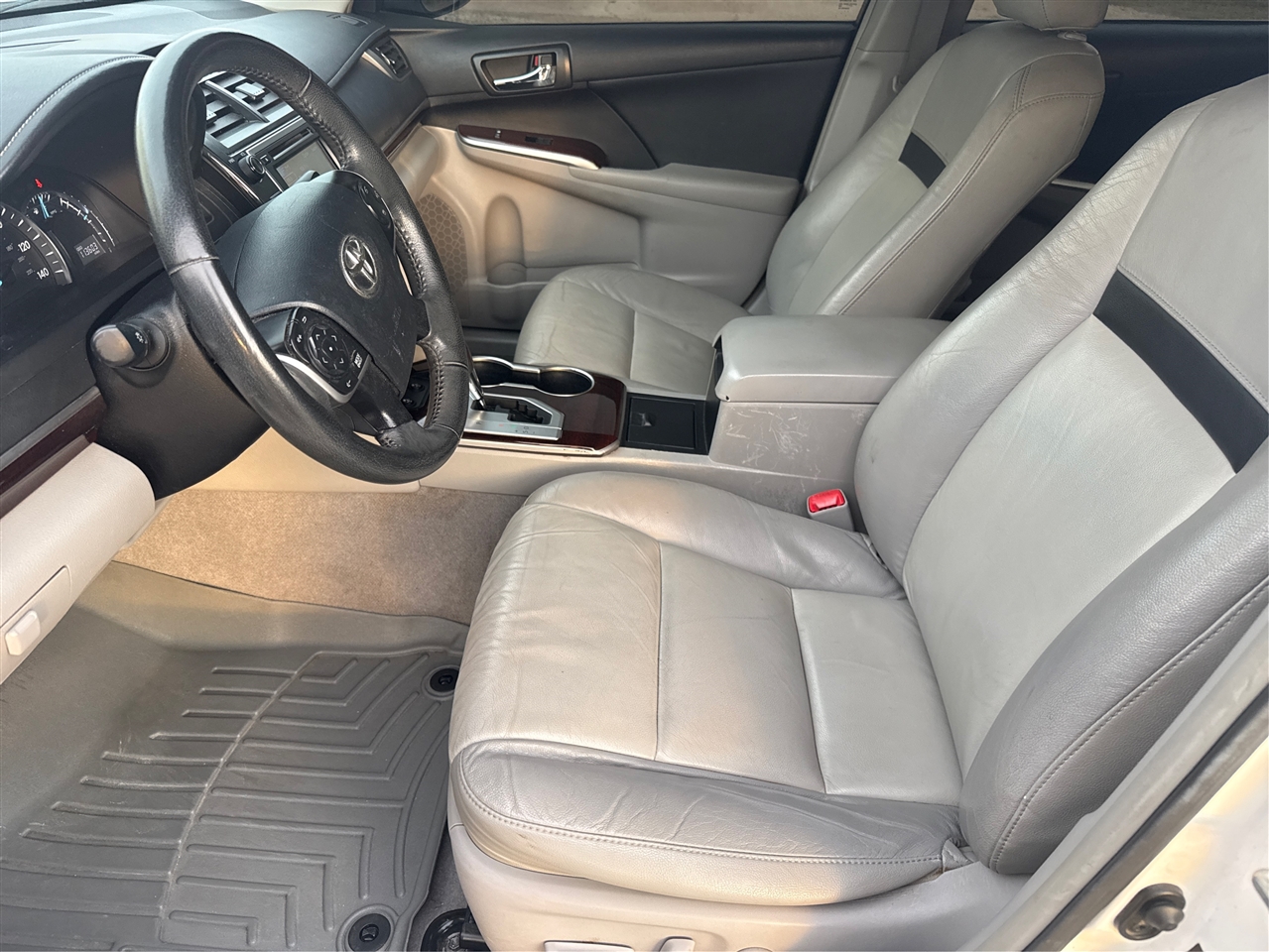 Toyota Camry XLE 2013