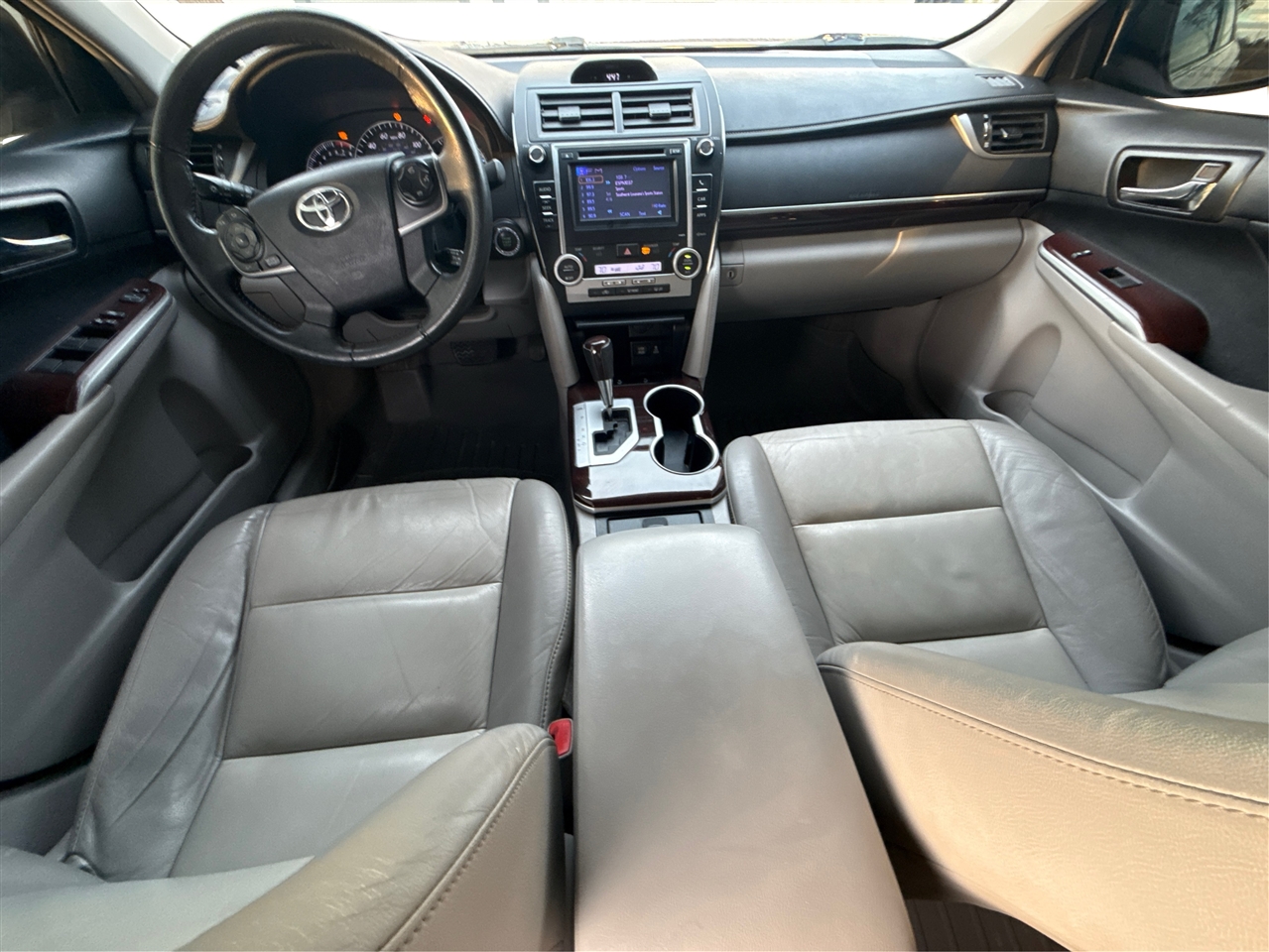 Toyota Camry XLE 2013