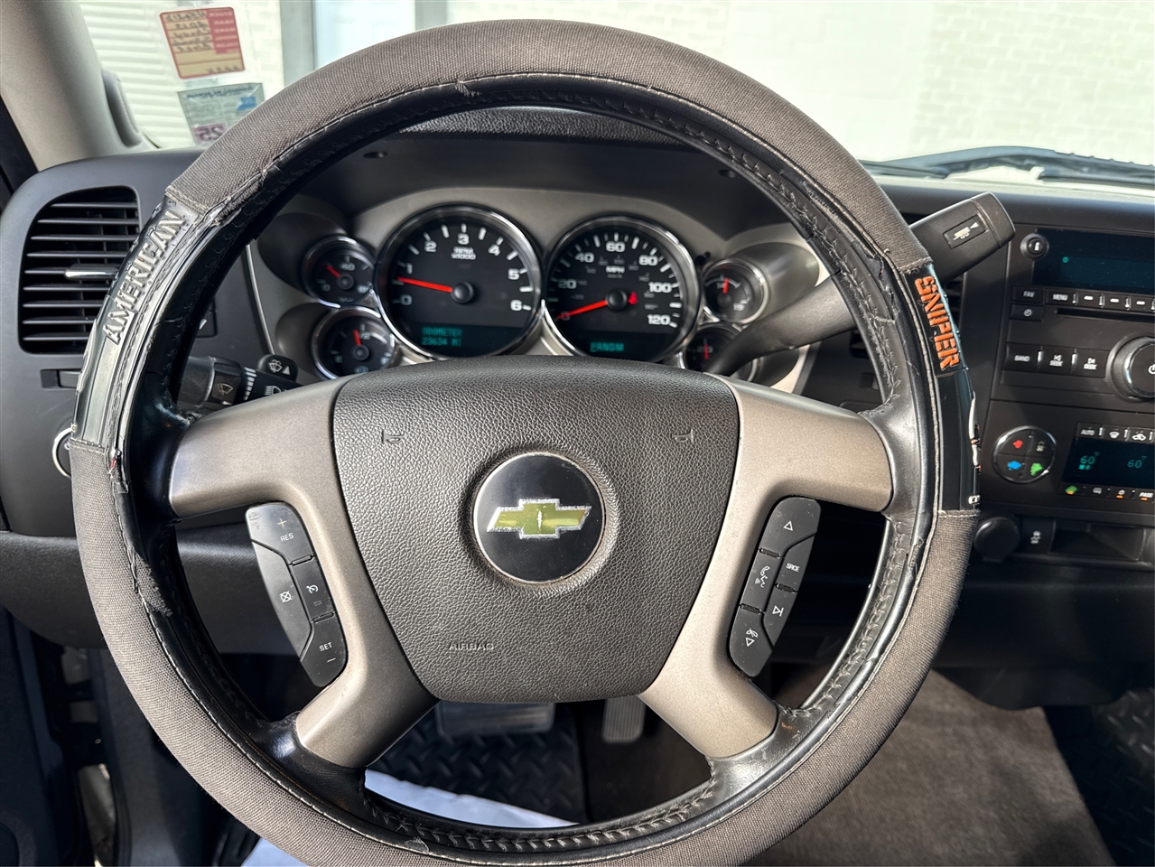 Chevrolet Silverado 1500 LT Crew Cab 4WD 2013