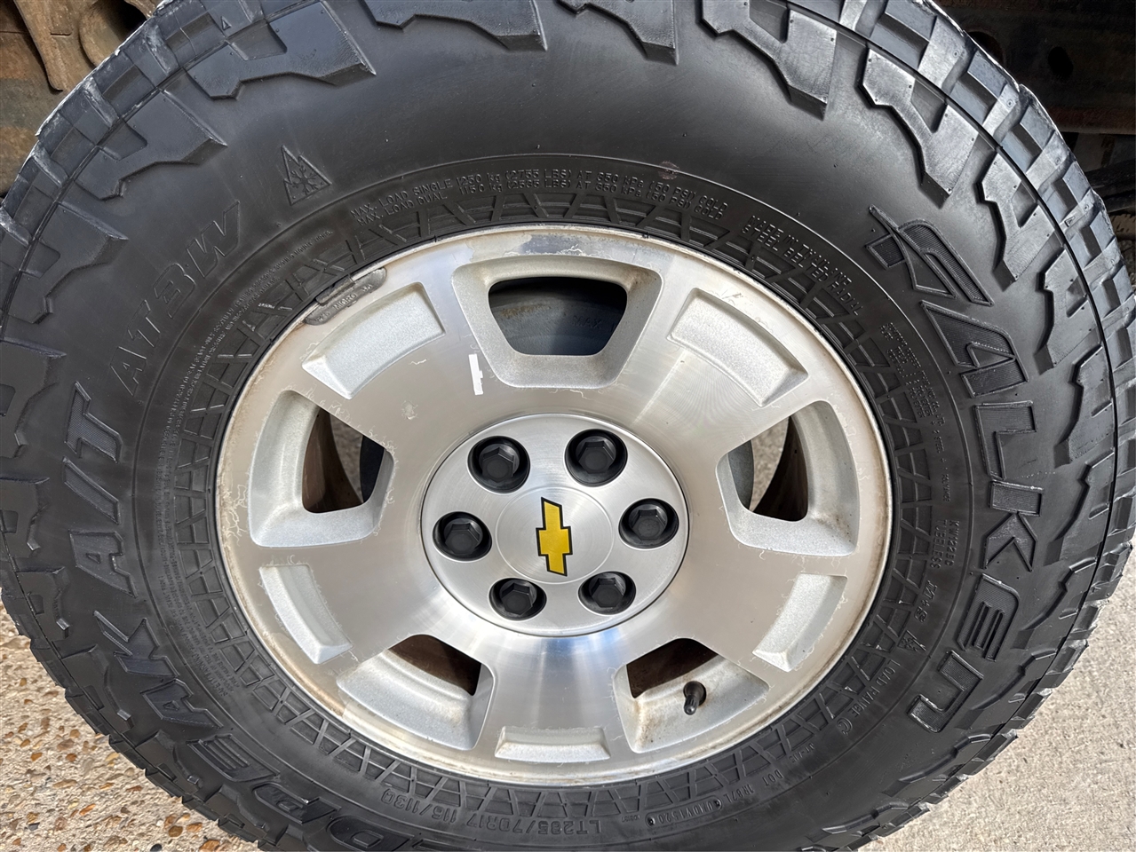 Chevrolet Silverado 1500 LT Crew Cab 4WD 2013