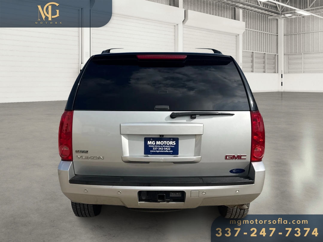 GMC Yukon SLE 2WD 2012