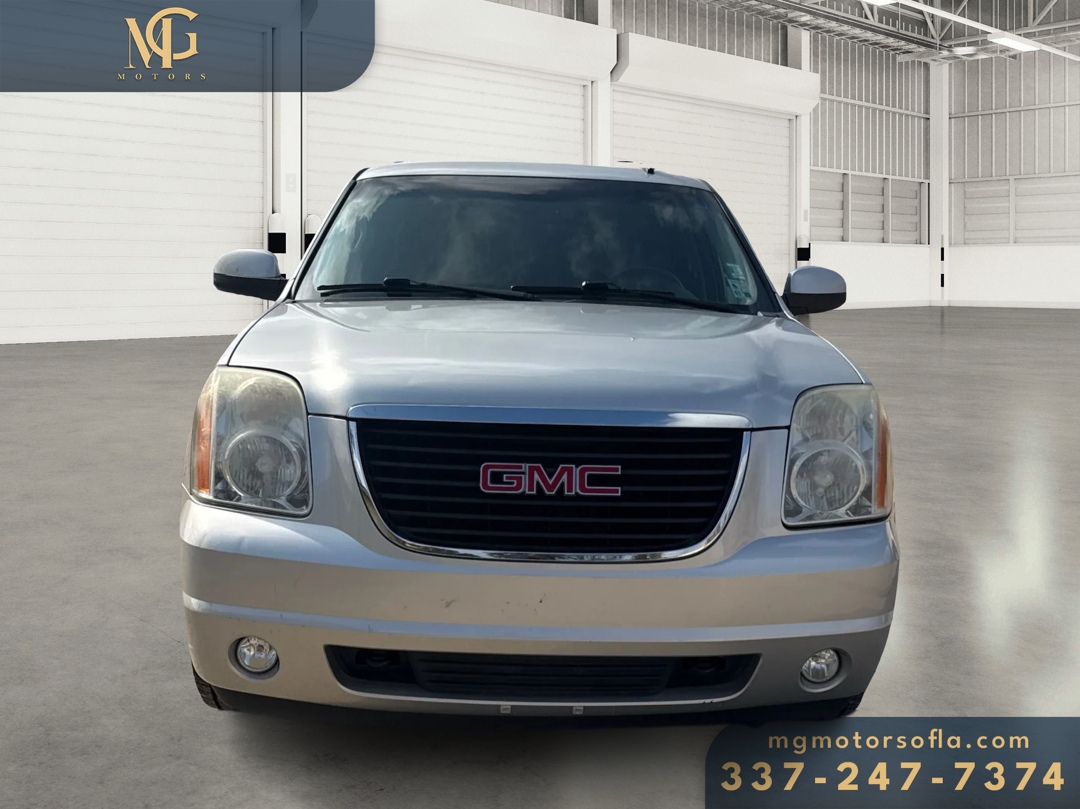 GMC Yukon SLE 2WD 2012