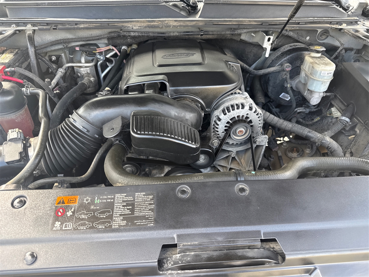 GMC Yukon SLE 2WD 2012