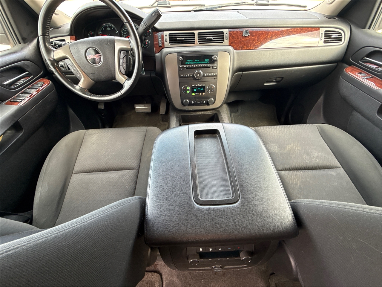 GMC Yukon SLE 2WD 2012
