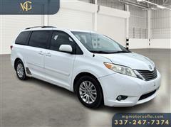2012 Toyota Sienna 
