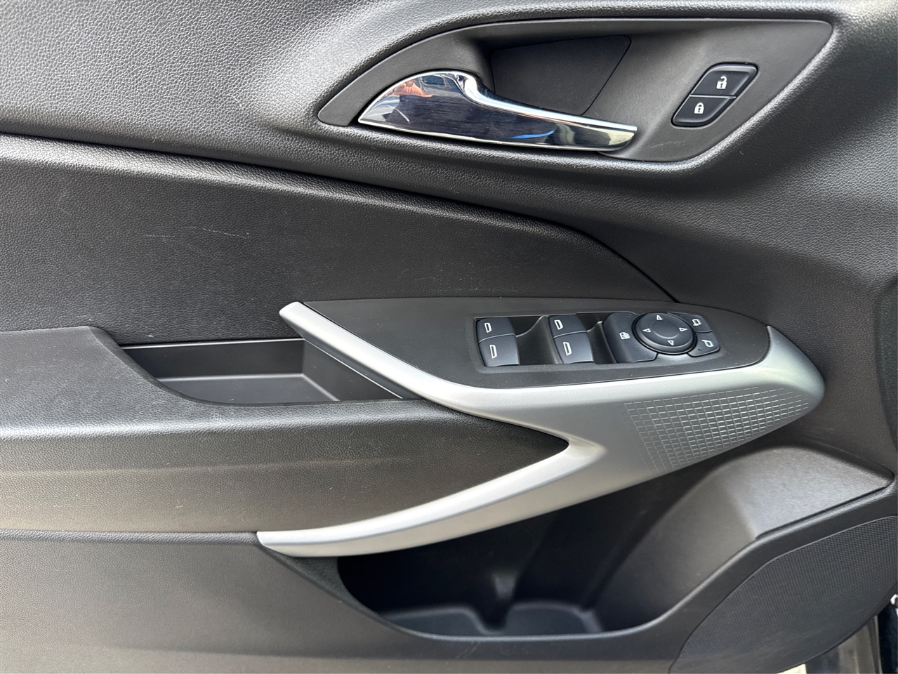 Chevrolet Trax 1RS 2025