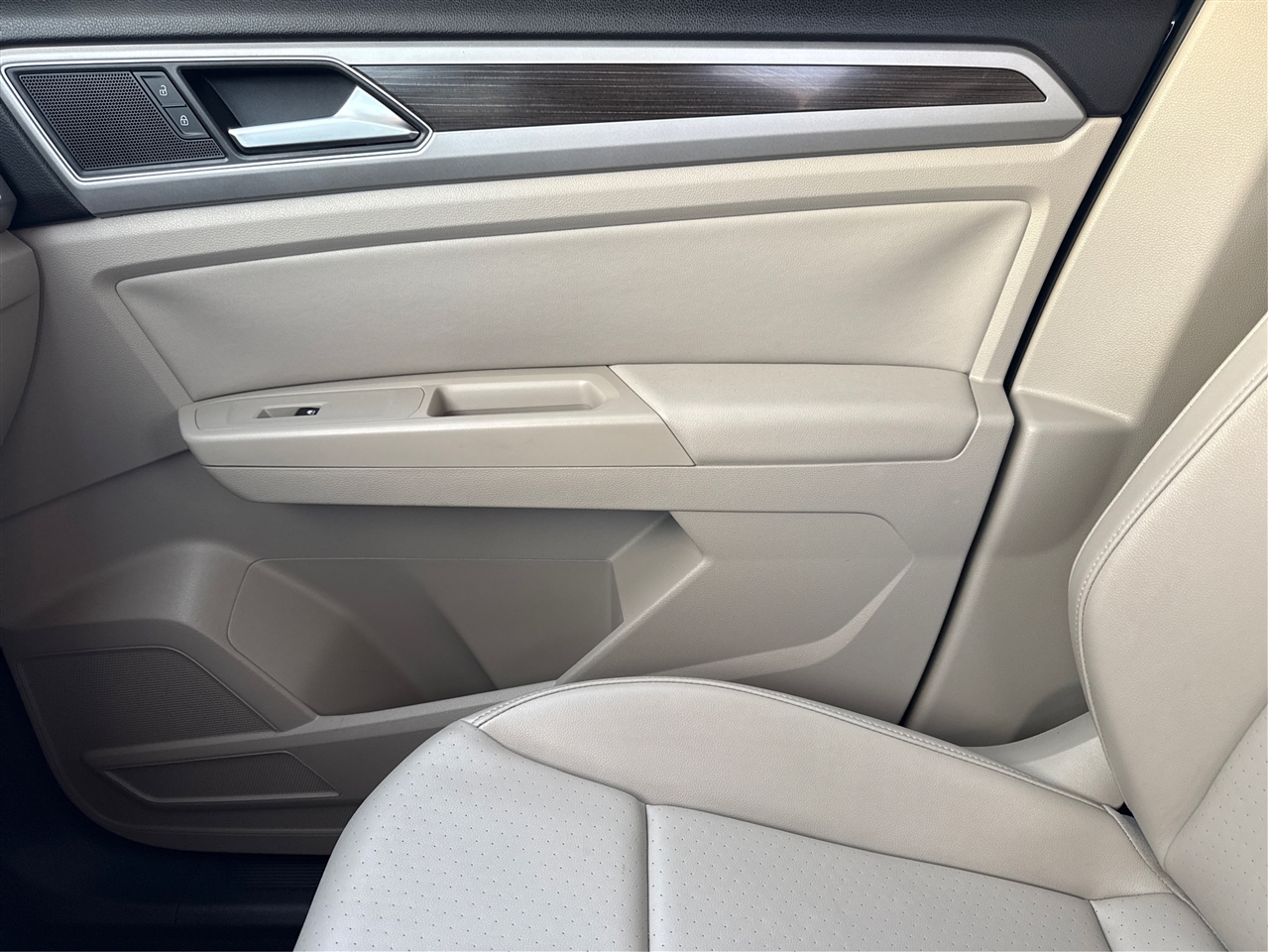 Volkswagen Atlas V6 SE w/Technology 2018