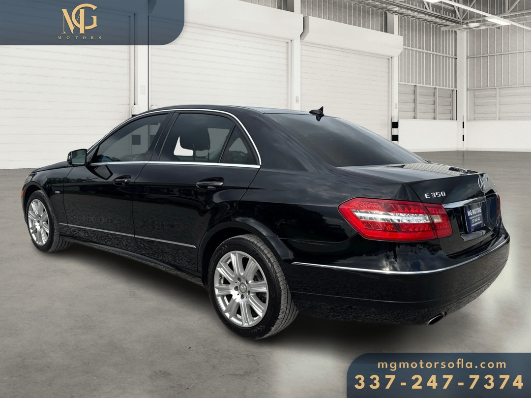 Mercedes-Benz E-Class E350 4MATIC Sedan 2012