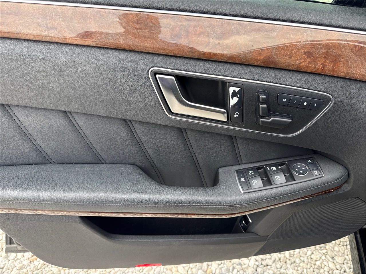 Mercedes-Benz E-Class E350 4MATIC Sedan 2012