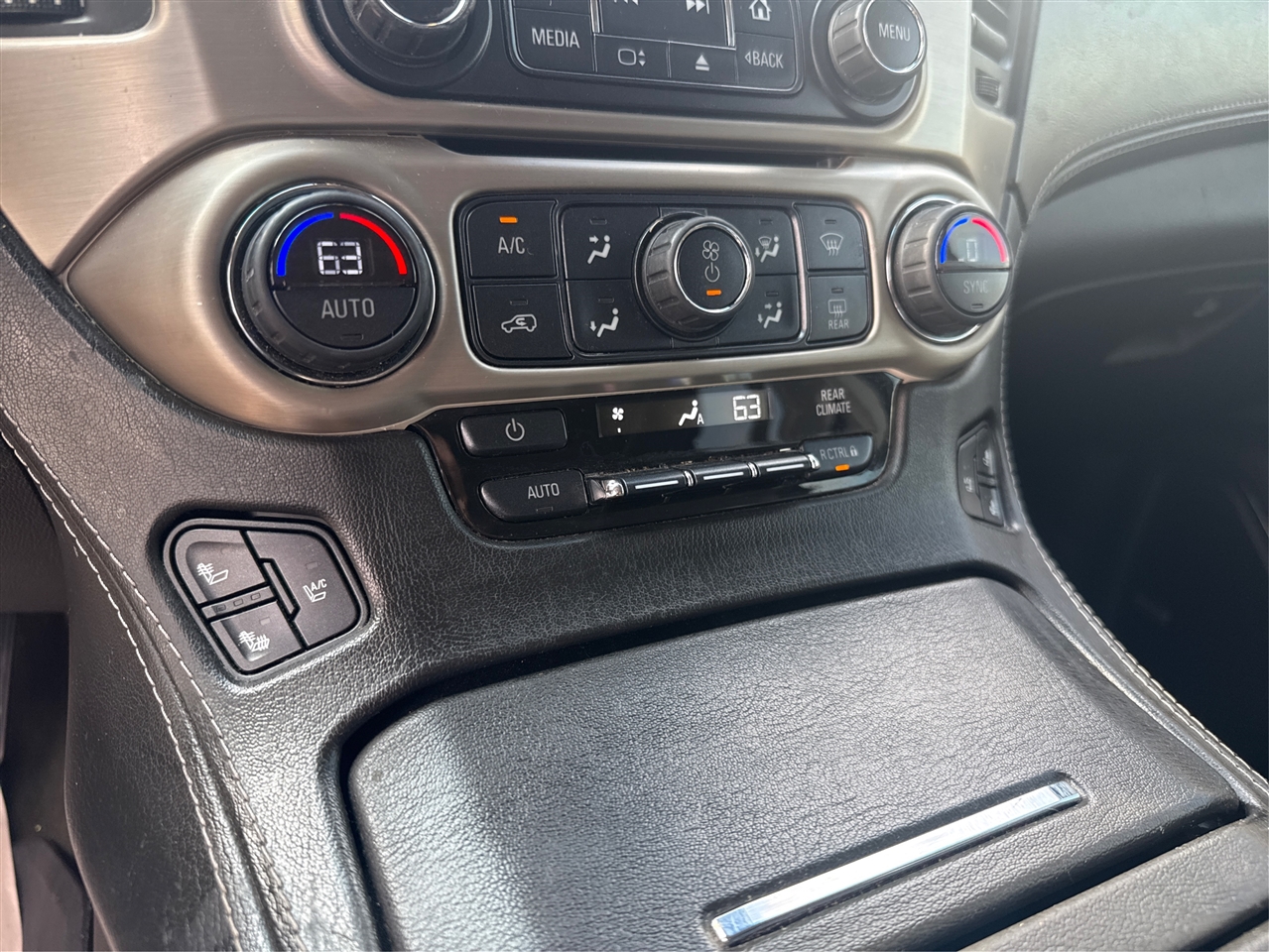 GMC Yukon Denali Denali 2016