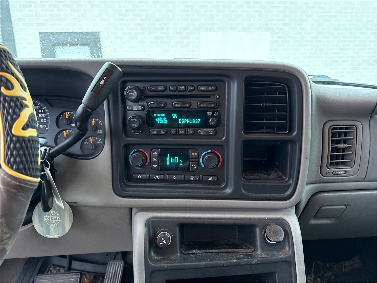 GMC Sierra 1500 SLE Crew Cab Short Bed 4WD 2005