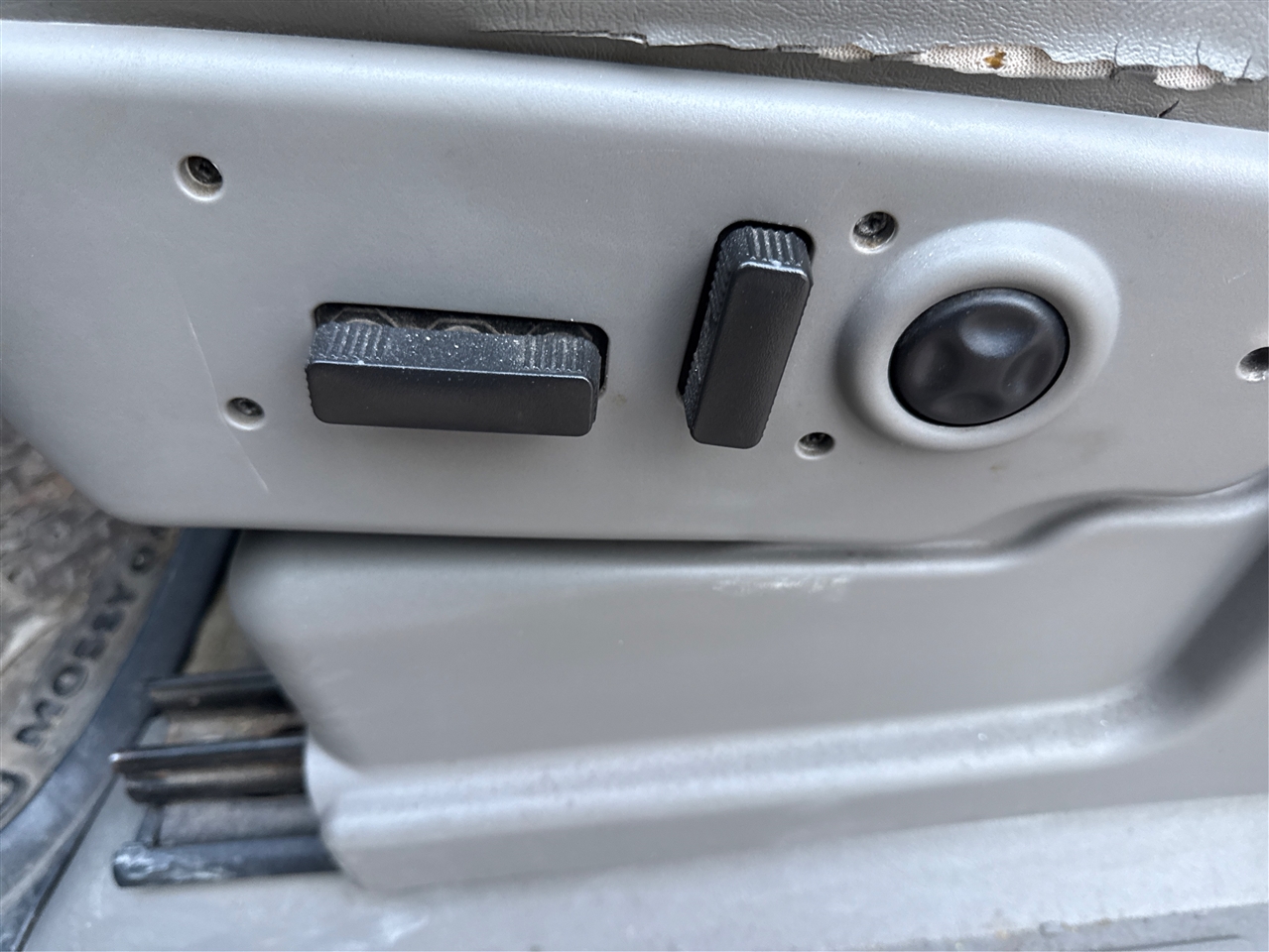 GMC Sierra 1500 SLE Crew Cab Short Bed 4WD 2005