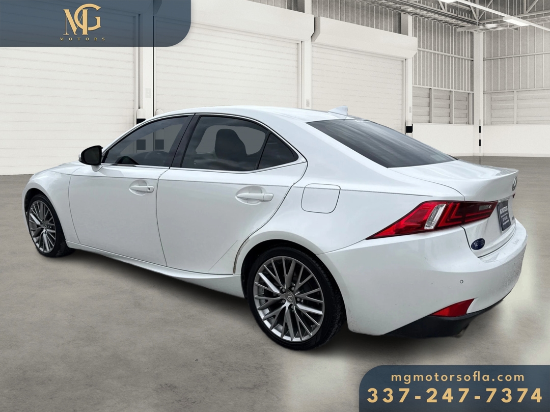 Lexus IS 250 RWD 2014
