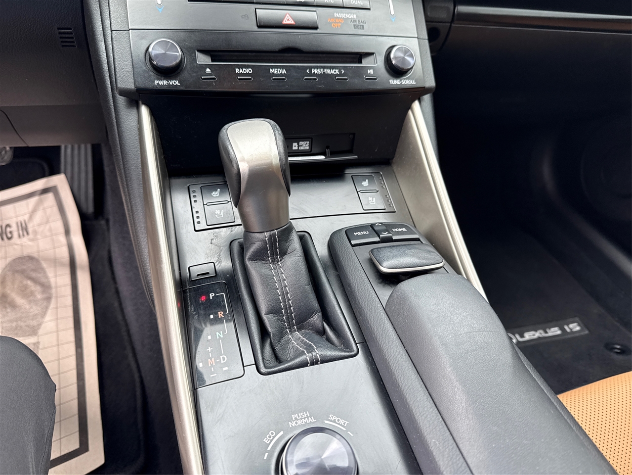 Lexus IS 250 RWD 2014