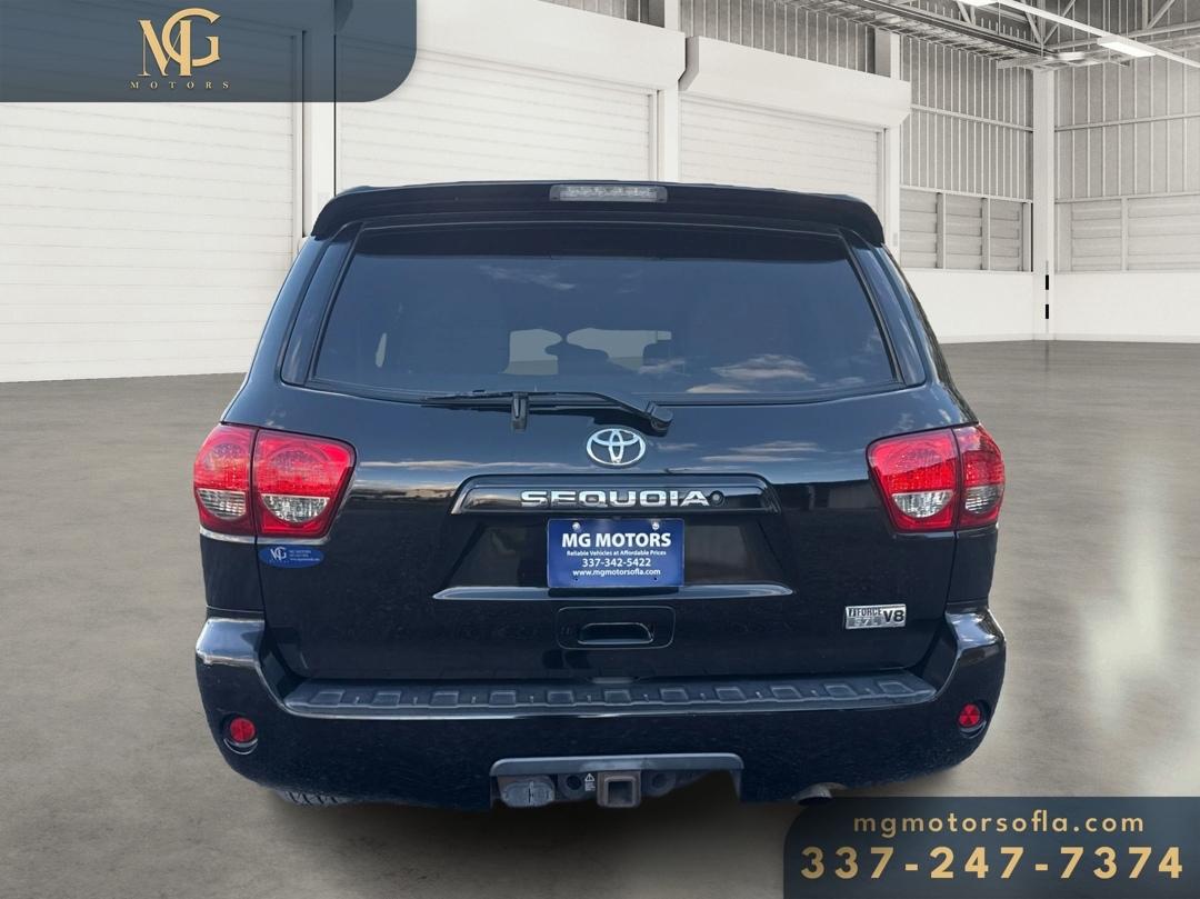 Toyota Sequoia SR5 5.7L 2WD 2013