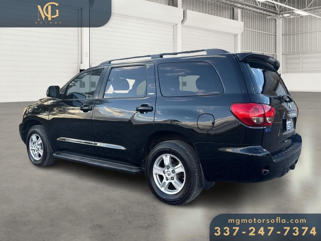 Toyota Sequoia SR5 5.7L 2WD 2013