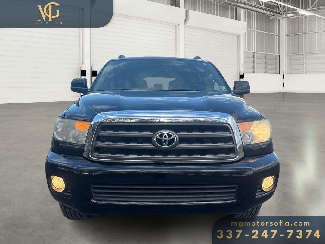 Toyota Sequoia SR5 5.7L 2WD 2013