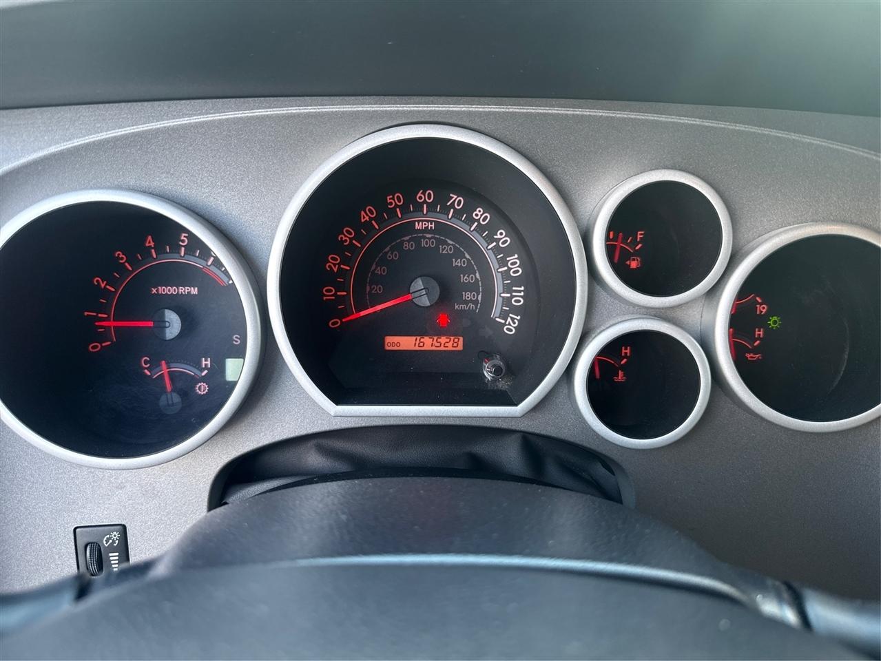 Toyota Sequoia SR5 5.7L 2WD 2013