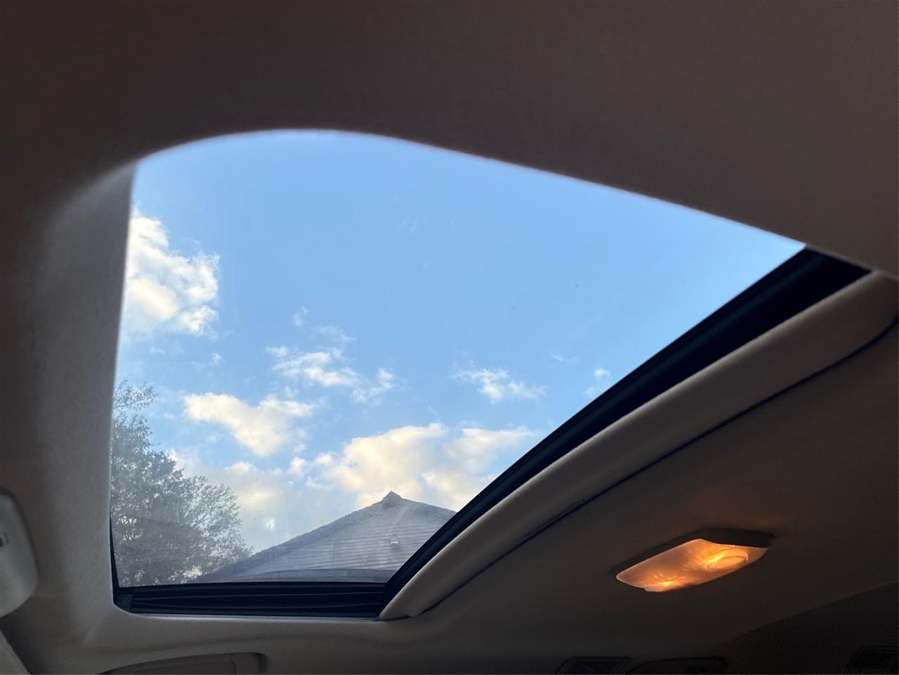 Toyota Sequoia SR5 5.7L 2WD 2013