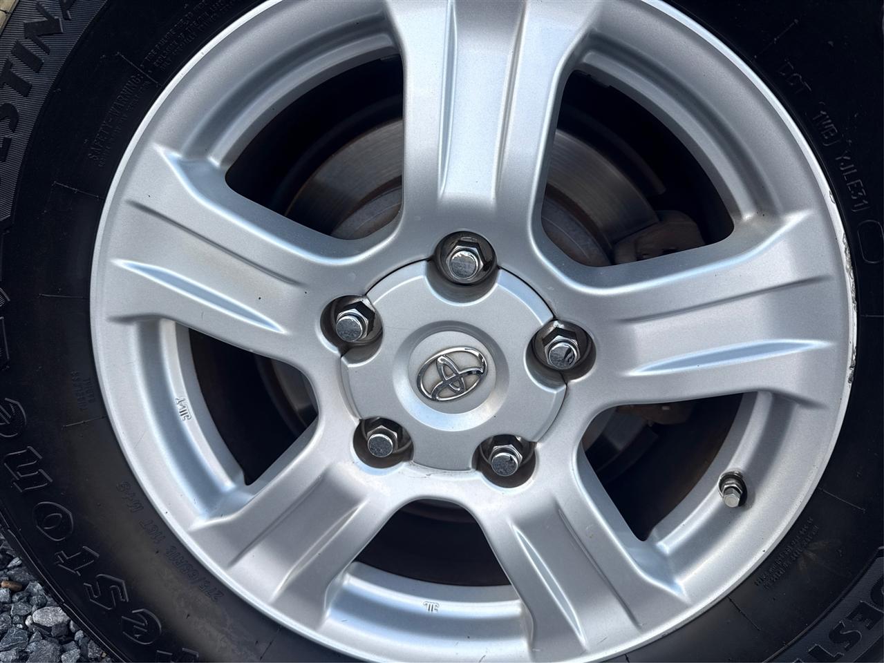 Toyota Sequoia SR5 5.7L 2WD 2013