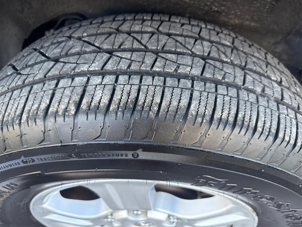 Toyota Sequoia SR5 5.7L 2WD 2013