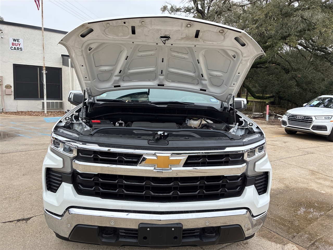 Chevrolet Silverado 1500 LT Crew Cab 4WD 2024