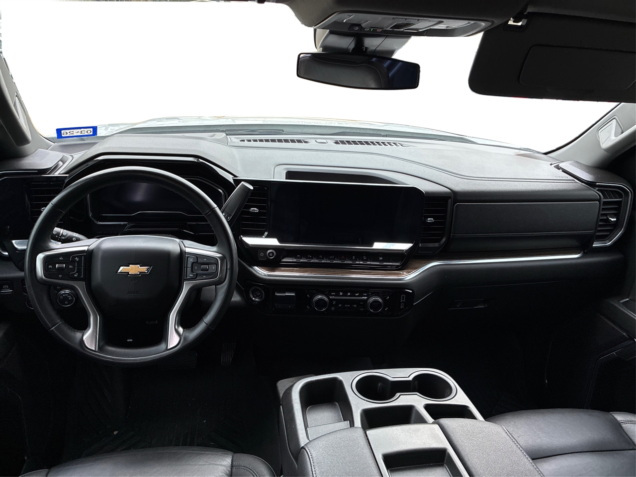 Chevrolet Silverado 1500 LT Crew Cab 4WD 2024