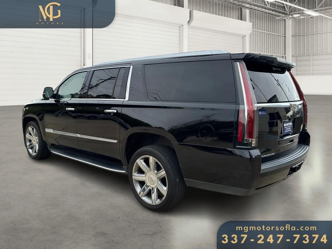Cadillac Escalade ESV Luxury 4WD 2019