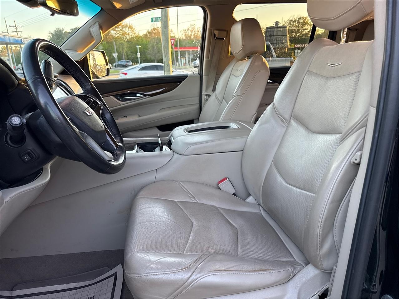 Cadillac Escalade ESV Luxury 4WD 2019