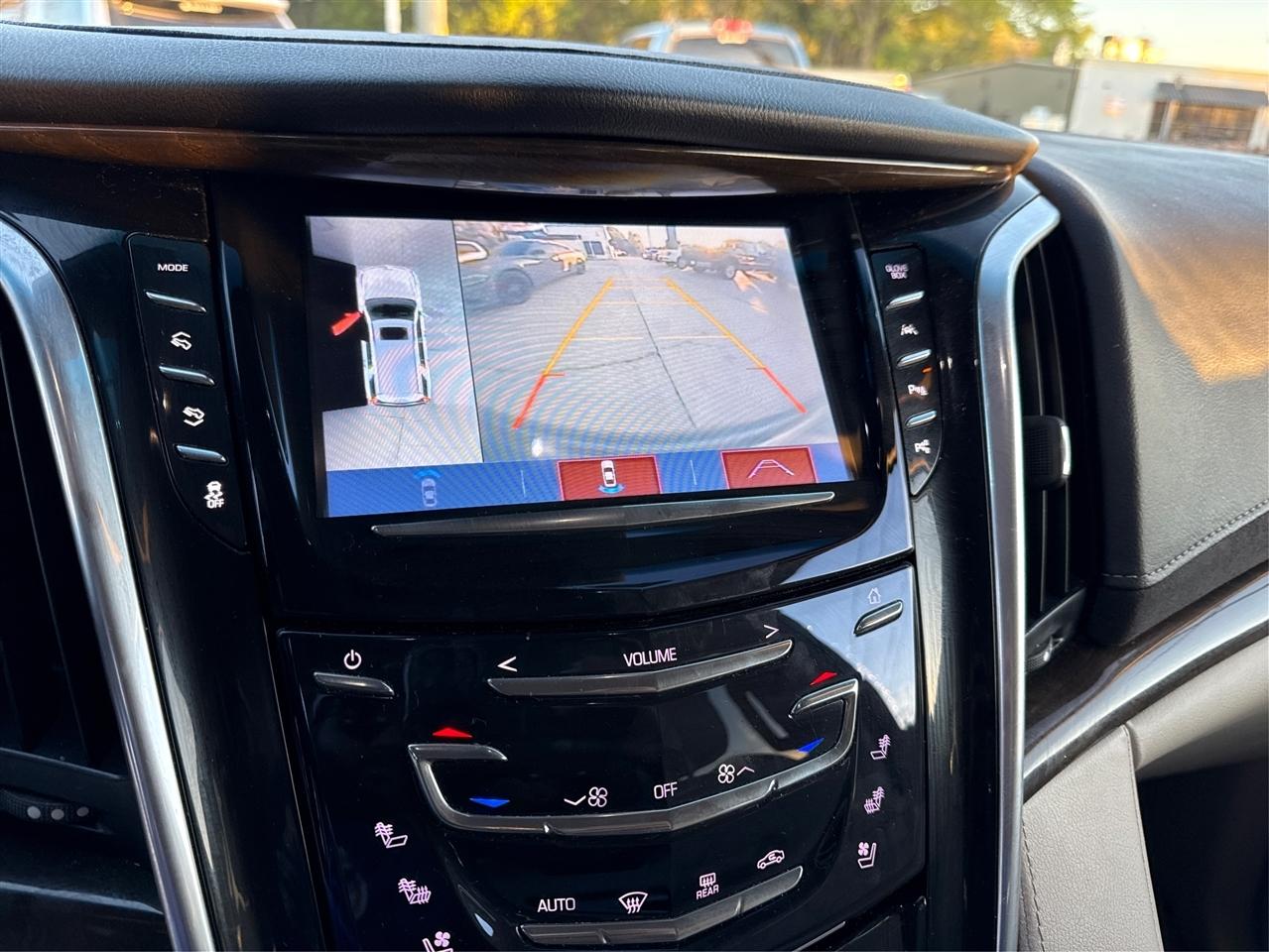 Cadillac Escalade ESV Luxury 4WD 2019