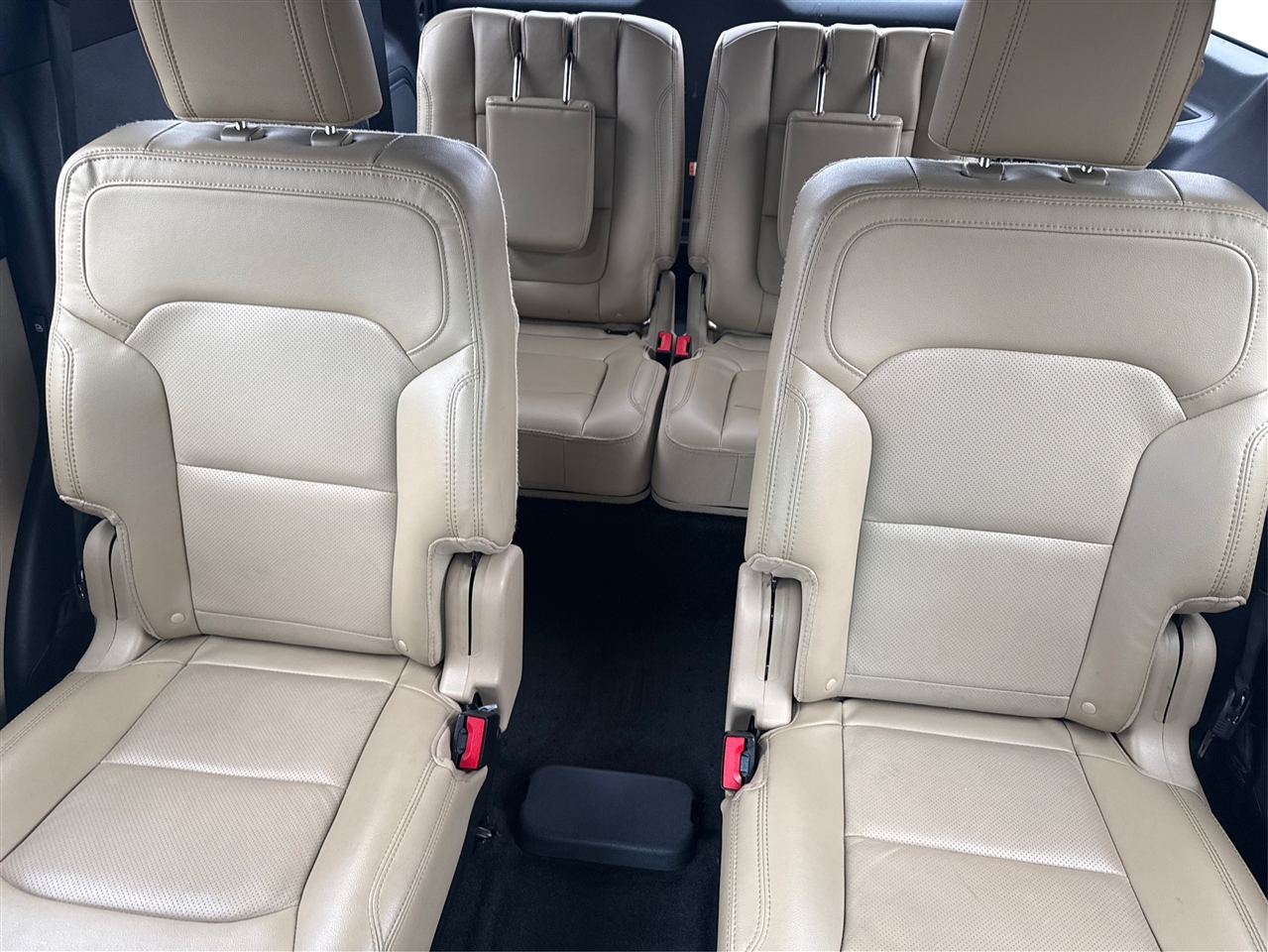 Ford Explorer Limited FWD 2017