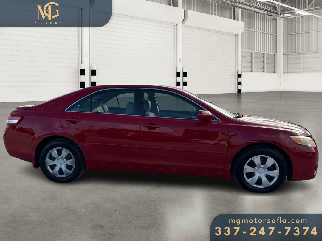 Toyota Camry LE 2010