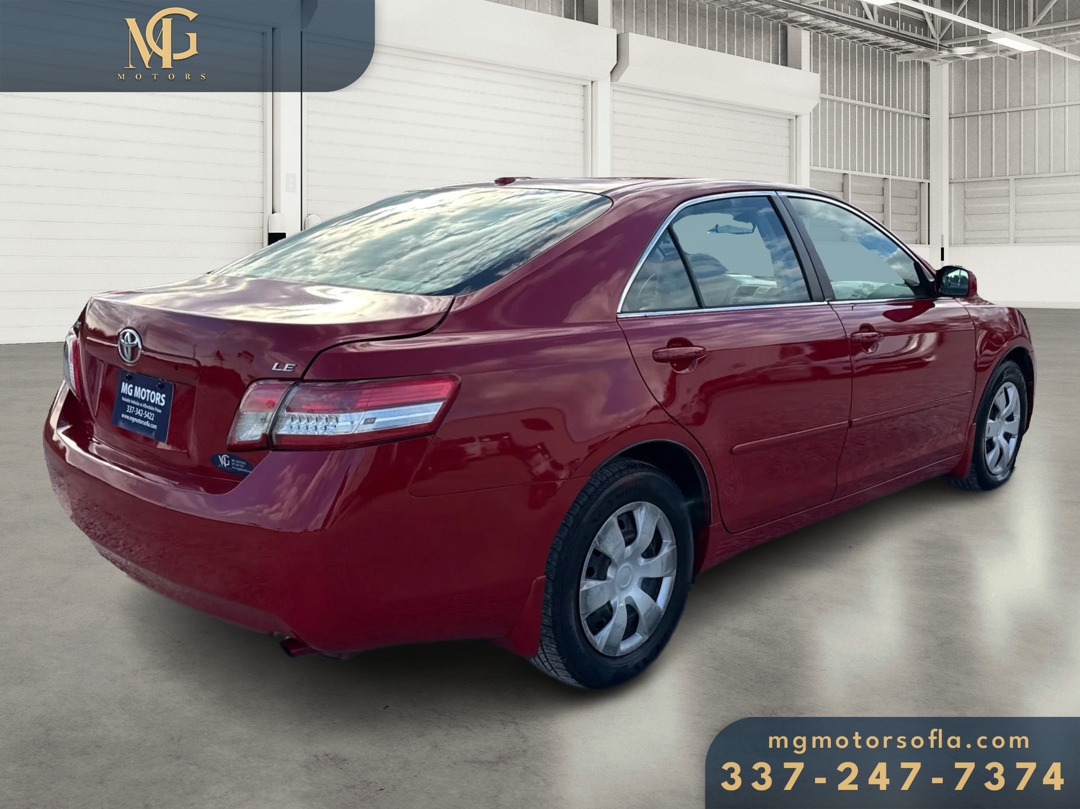 Toyota Camry LE 2010