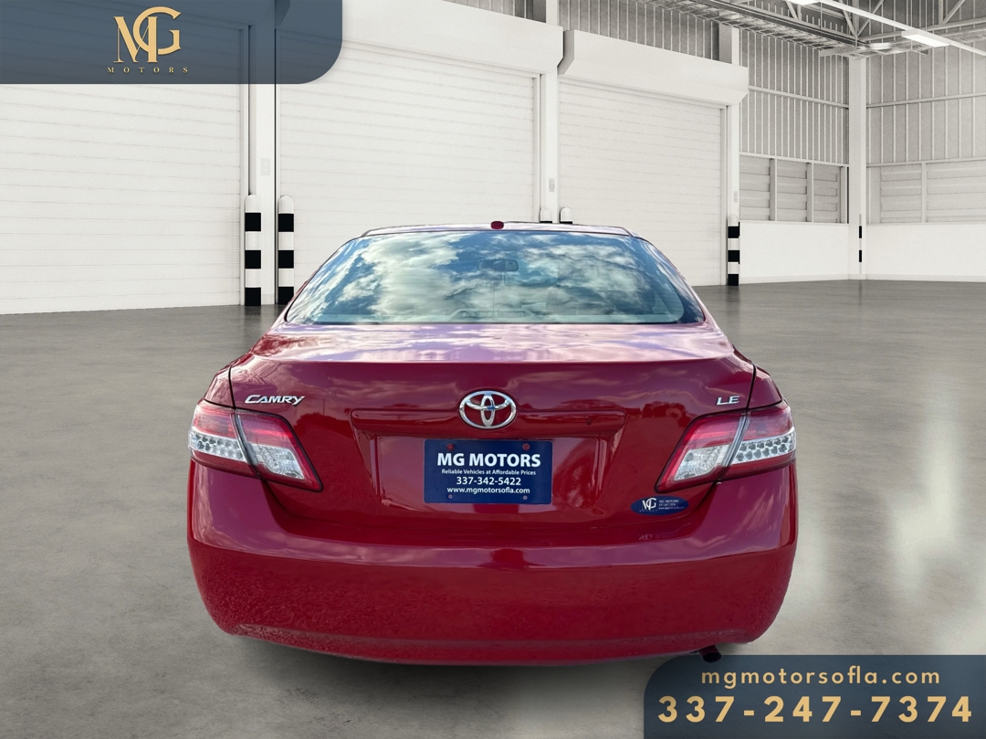Toyota Camry LE 2010