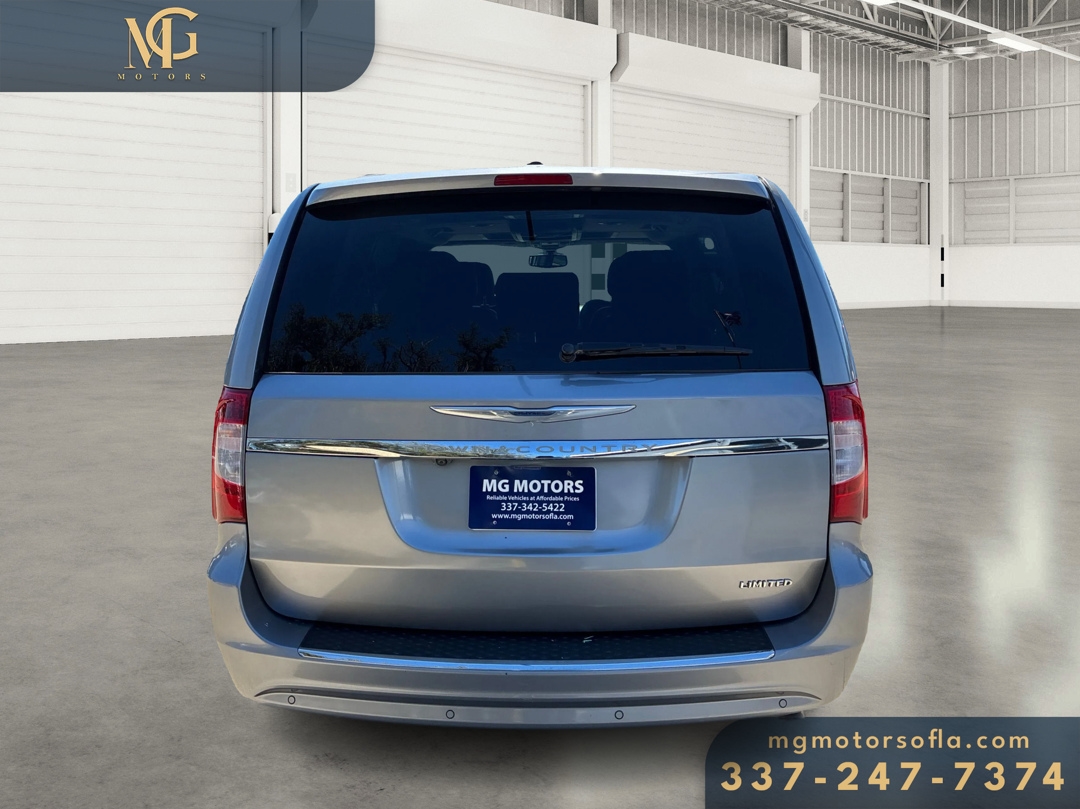 Chrysler Town & Country Limited Platinum 2015