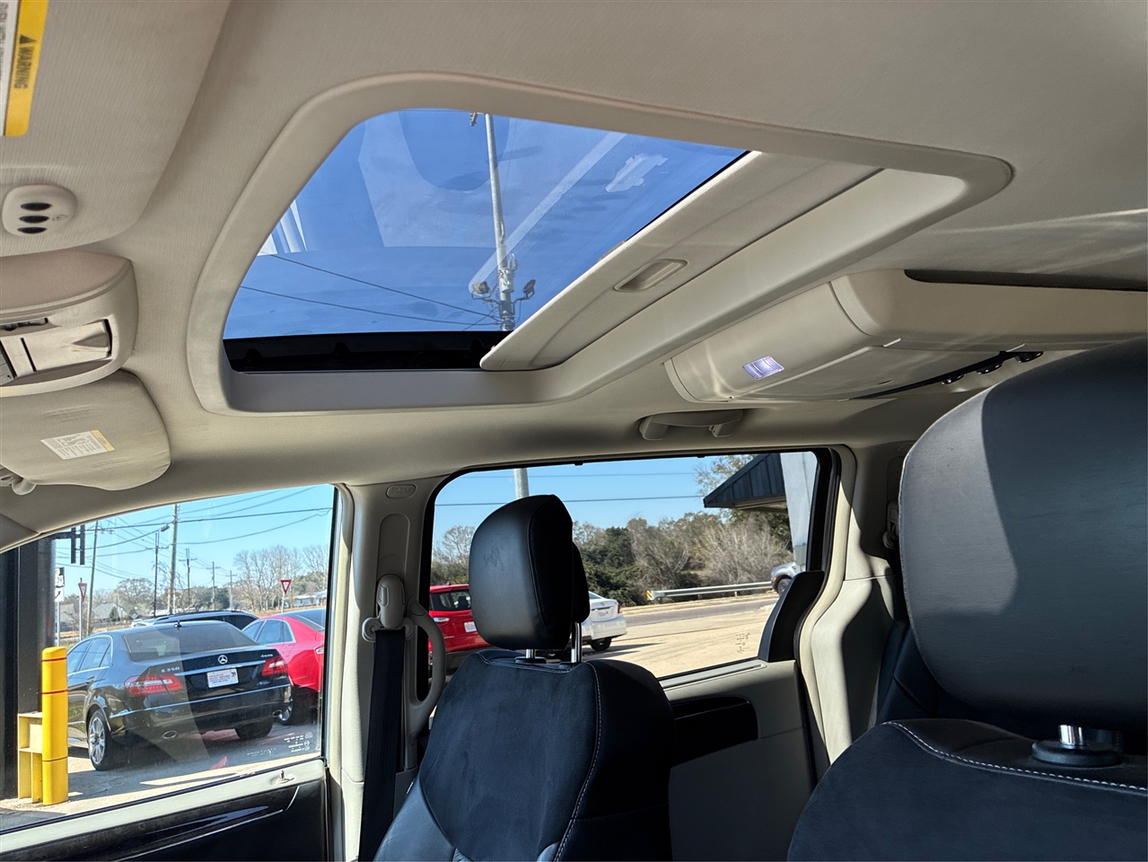 Chrysler Town & Country Limited Platinum 2015