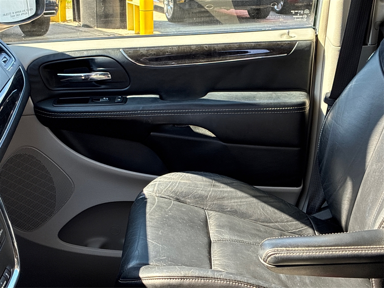 Chrysler Town & Country Limited Platinum 2015