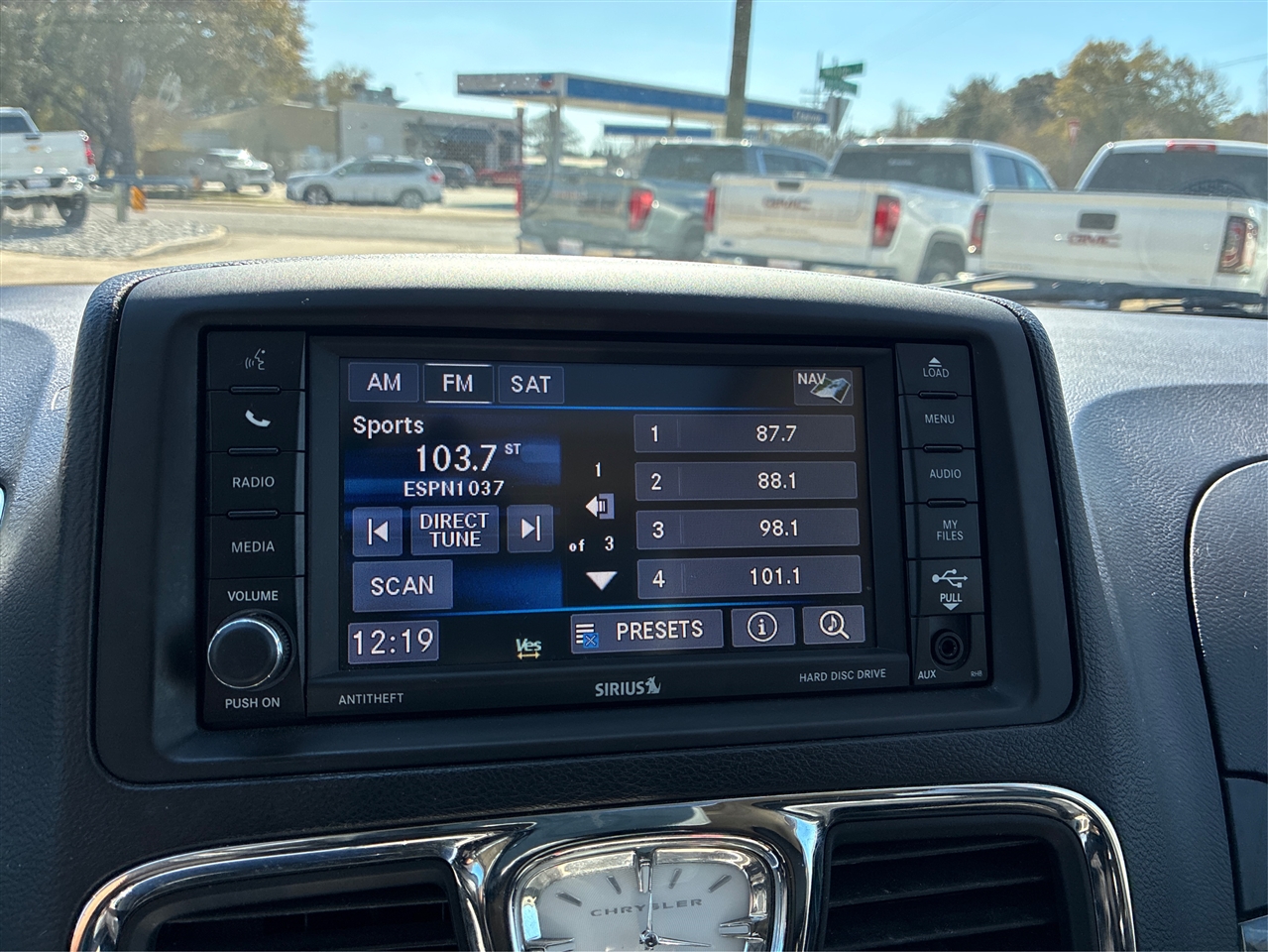 Chrysler Town & Country Limited Platinum 2015