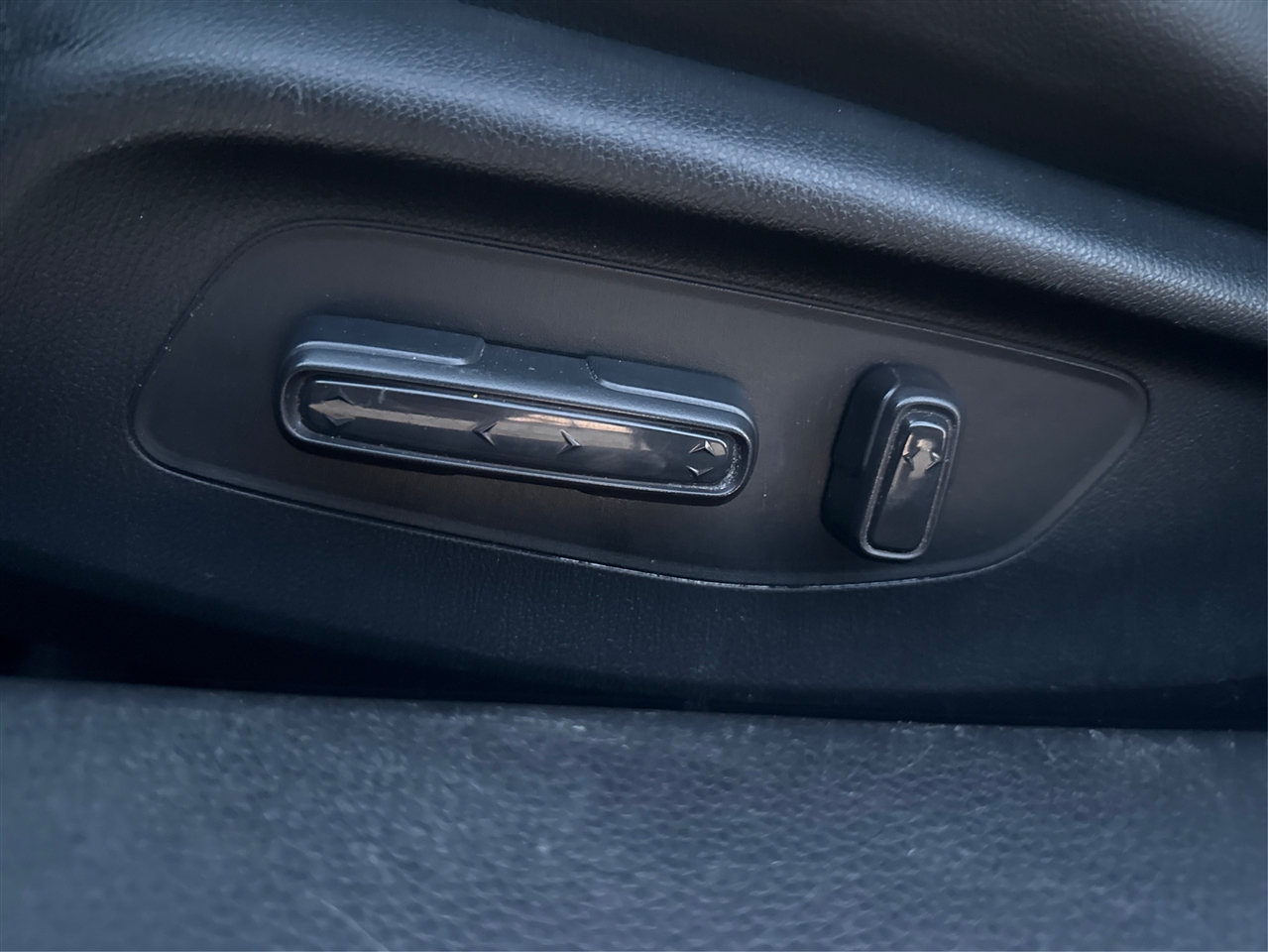 Honda Civic EX-L Hatchback 2024