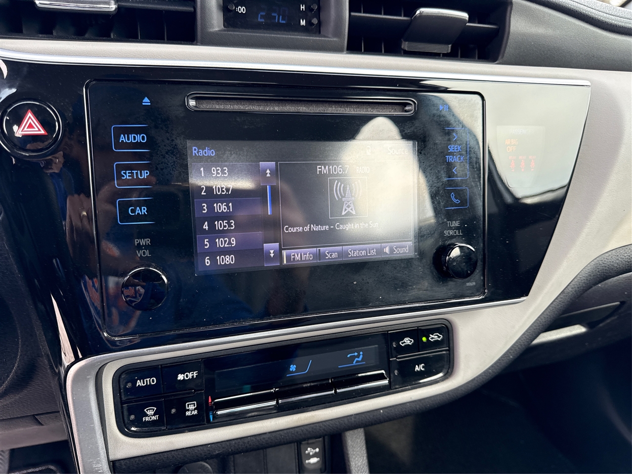 Toyota Corolla LE 2018