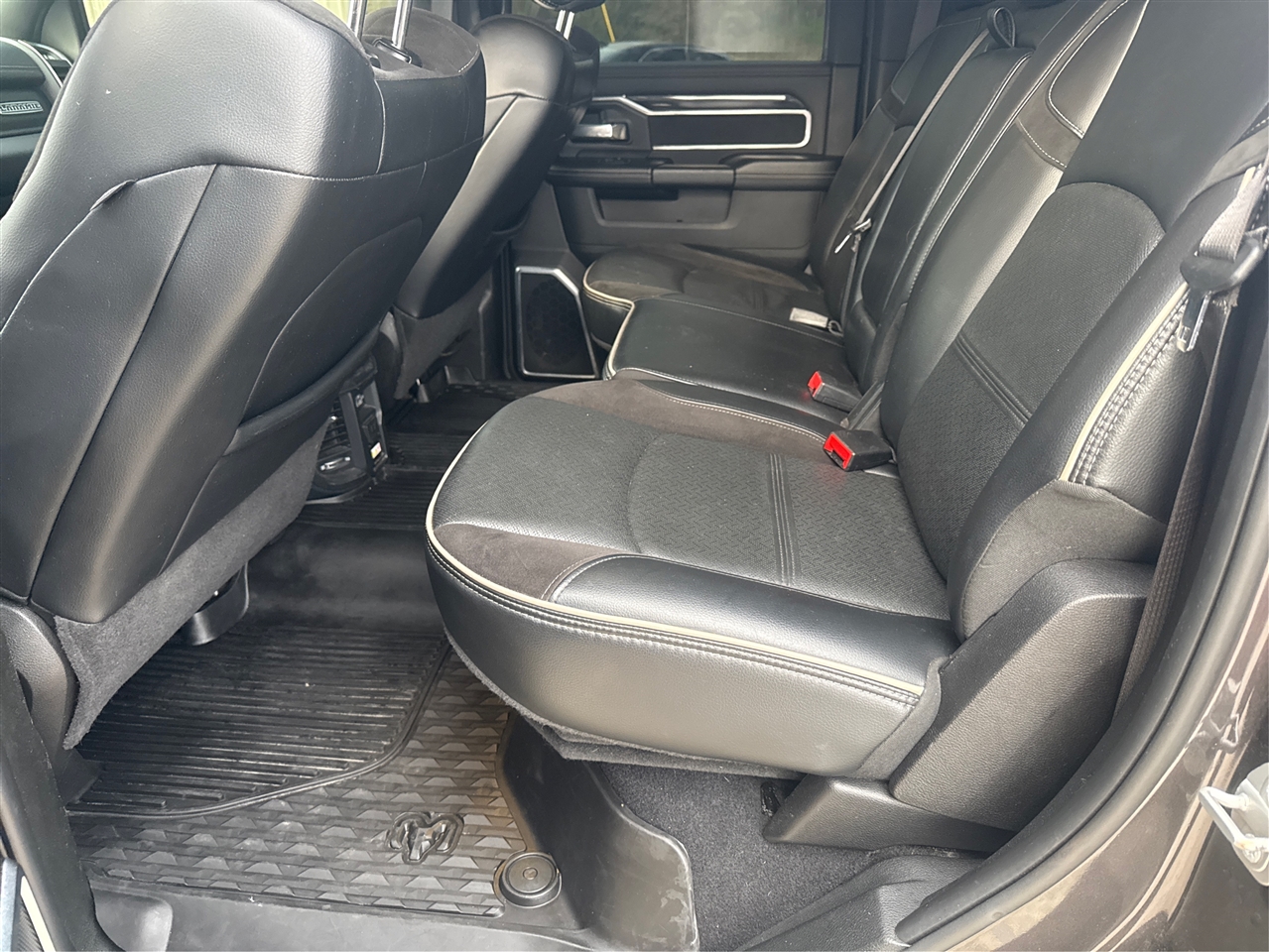 RAM 3500 Laramie Crew Cab SWB 4WD 2021