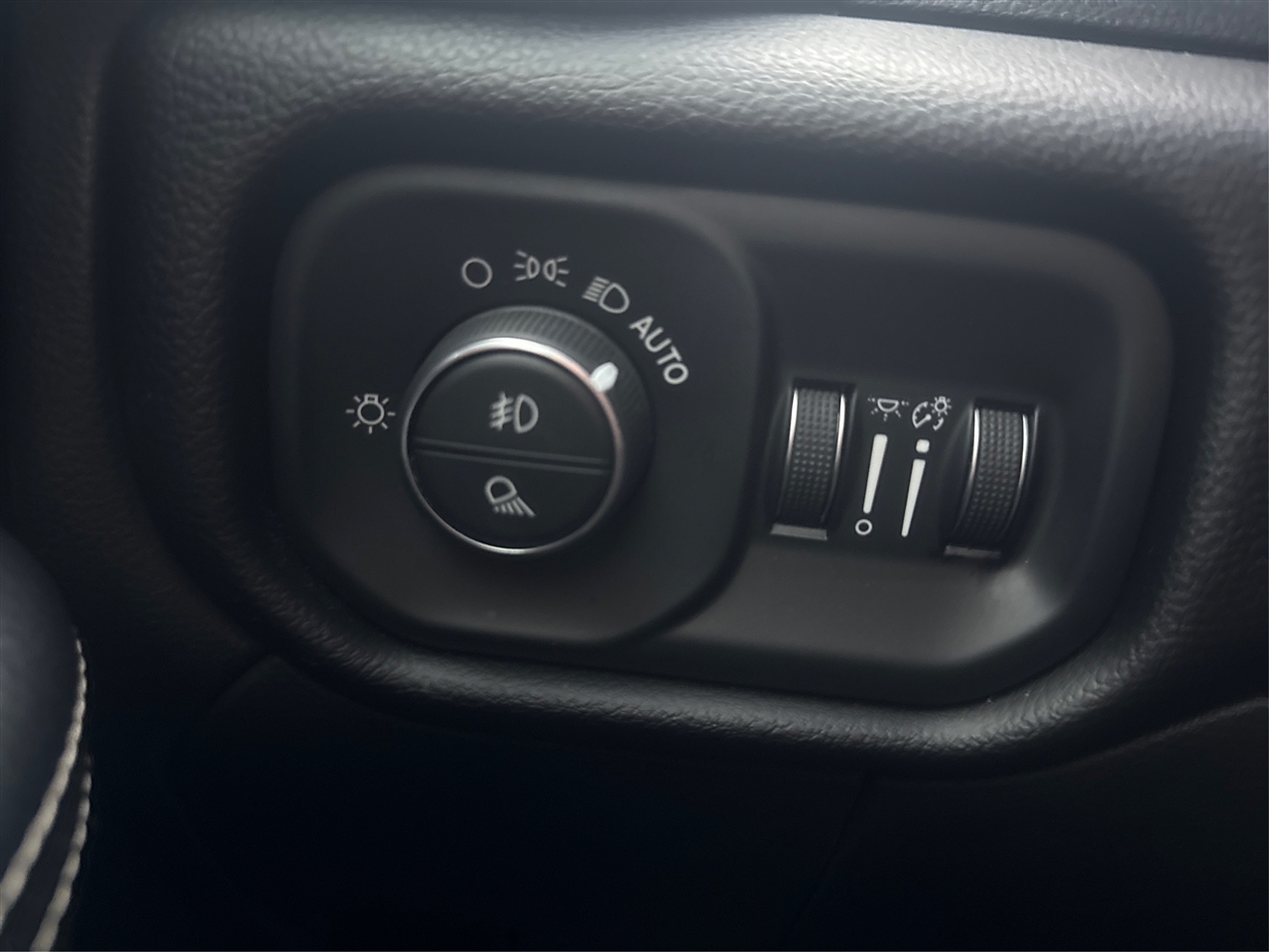 RAM 3500 Laramie Crew Cab SWB 4WD 2021