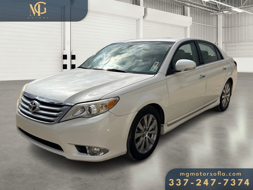 Toyota Avalon Base 2011