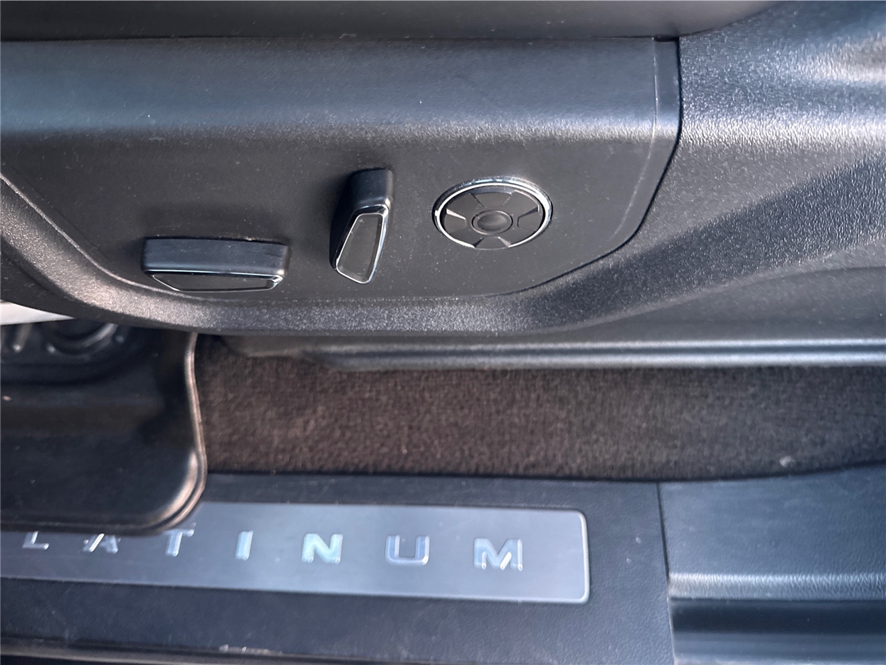 Ford F-150 Platinum SuperCrew 5.5-ft. Bed 2WD 2020