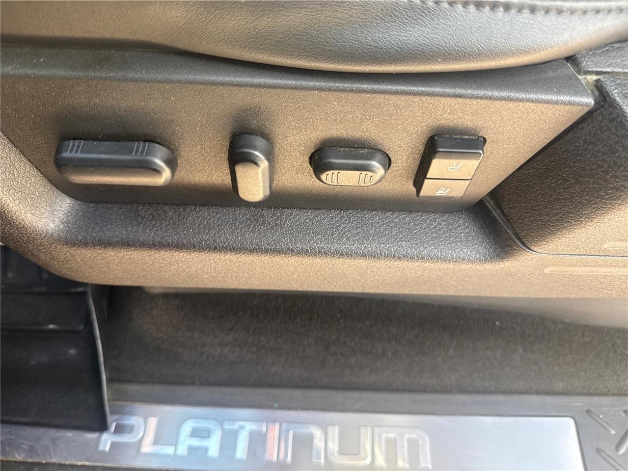 Ford F-150 Platinum SuperCrew 4WD 2014