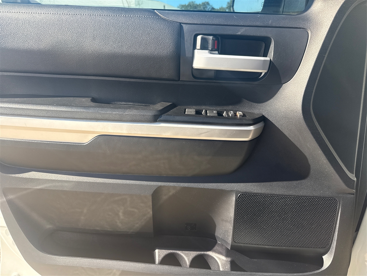 Toyota Tundra SR5 5.7L V8 FFV CrewMax 4WD 2014